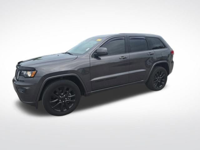 Used 2018 Jeep Grand Cherokee Altitude AWD/4WD image 6