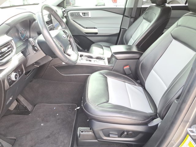 Certified 2023 Ford Explorer XLT w/ Equipment Group 202A image 20
