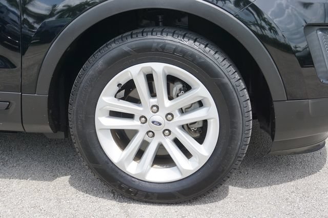 Certified 2017 Ford Explorer FWD image 19