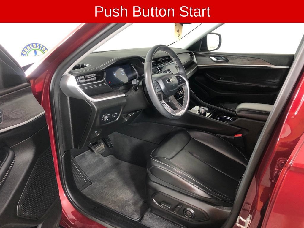 Used 2023 Jeep Grand Cherokee L Limited AWD/4WD image 8