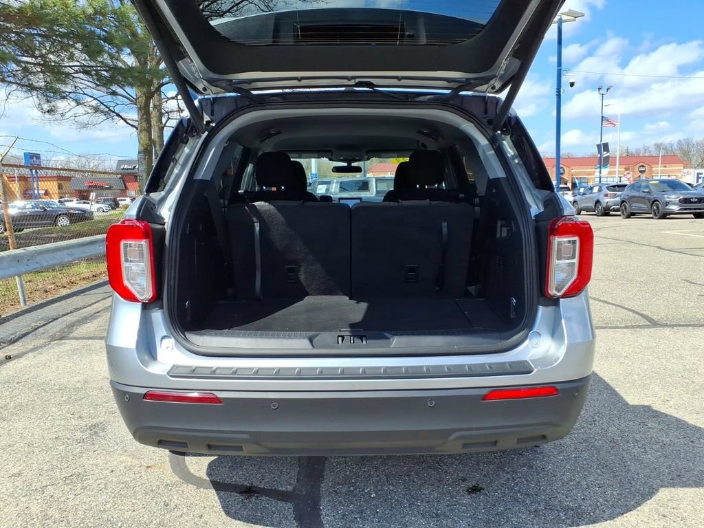 Certified 2023 Ford Explorer XLT AWD/4WD image 9