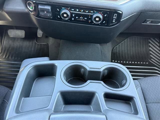 Used 2025 Chevrolet Silverado 2500 LT w/ Convenience Package image 22