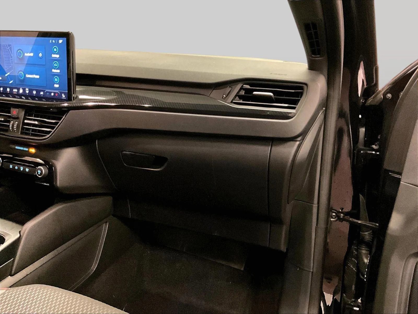 Certified 2023 Ford Escape ST-Line w/ Tech Pack #1 image 15