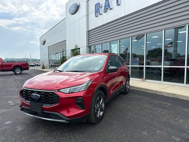 Certified 2025 Ford Escape ST-Line FWD image 7
