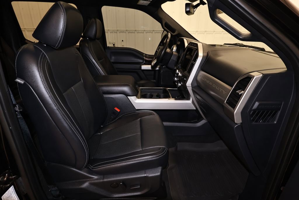 Certified 2022 Ford F350 Lariat w/ Tremor Off-Road Package image 19