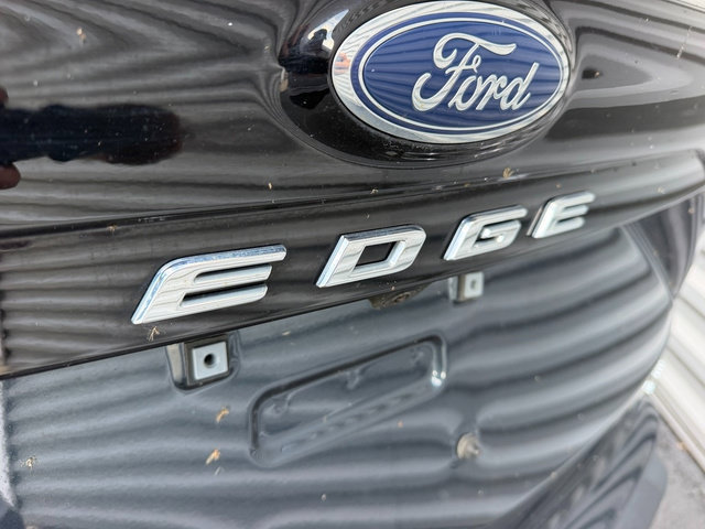 Certified 2024 Ford Edge SEL w/ Convenience Package AWD/4WD image 5