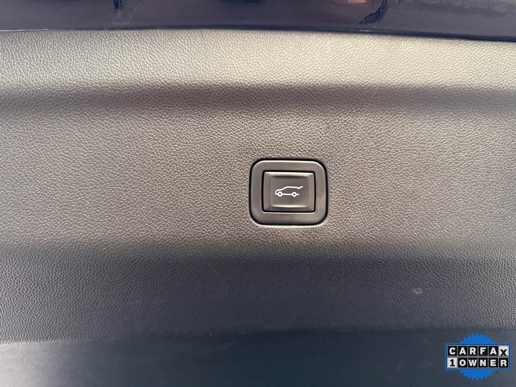 Used 2021 Cadillac Escalade Premium Luxury image 23