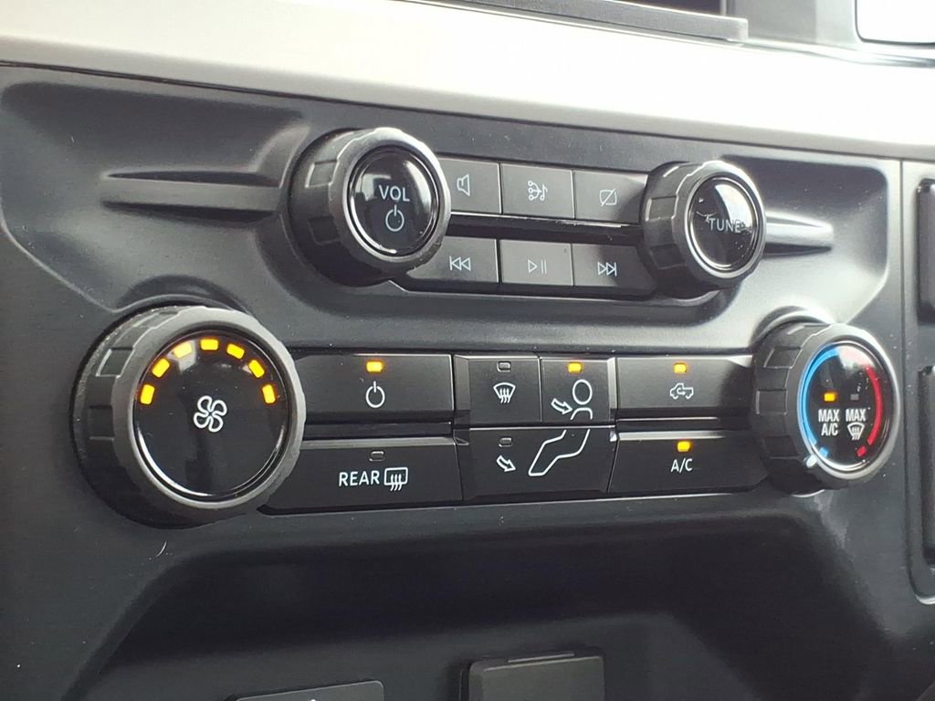 Certified 2024 Ford F350 XLT w/ 360-Degree Camera Package AWD/4WD image 23