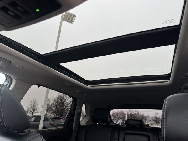 Used 2022 Nissan Rogue SL w/ SL Premium Package image 20