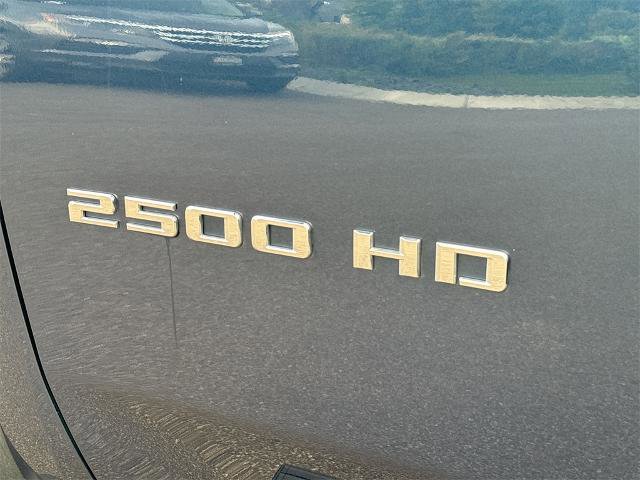 Used 2021 Chevrolet Silverado 2500 LTZ w/ Snow Plow Prep/Camper Package image 21