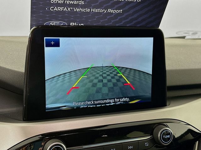 Certified 2022 Ford Escape SE w/ SE Sport Appearance Package image 19