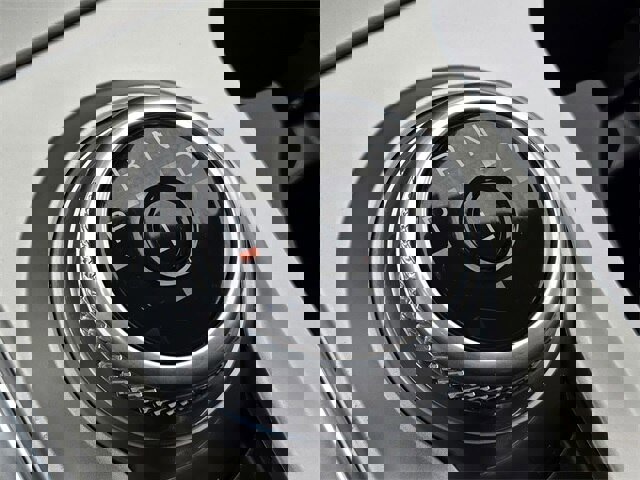 Certified 2022 Ford Explorer Platinum w/ Equipment Group 601A image 17