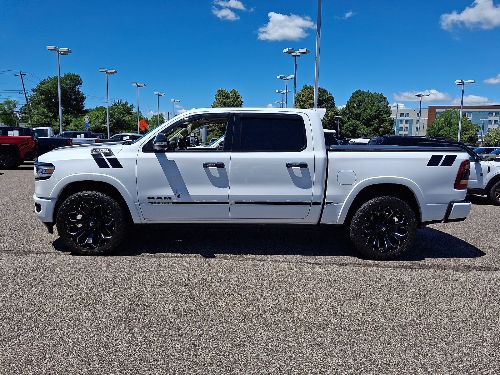 Used 2020 RAM 1500 Limited AWD/4WD image 6
