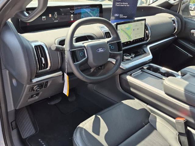 Certified 2027 Ford Expedition Platinum w/ Stealth Appearance Package AWD/4WD image 13