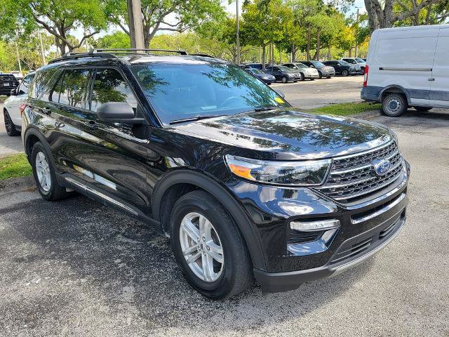 Certified 2023 Ford Explorer XLT w/ Equipment Group 202A image 2