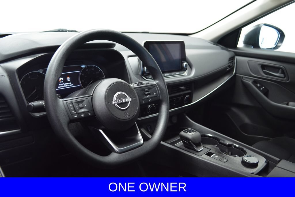 Used 2024 Nissan Rogue S AWD/4WD image 10