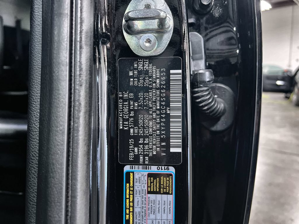 Used 2025 Kia Telluride S FWD image 41