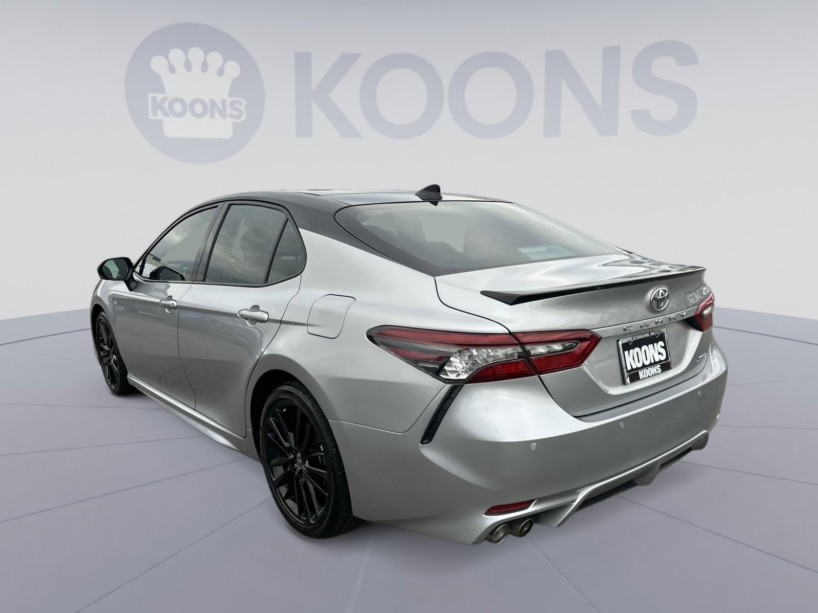 Used 2024 Toyota Camry XSE w/ Navigation Package FWD image 8
