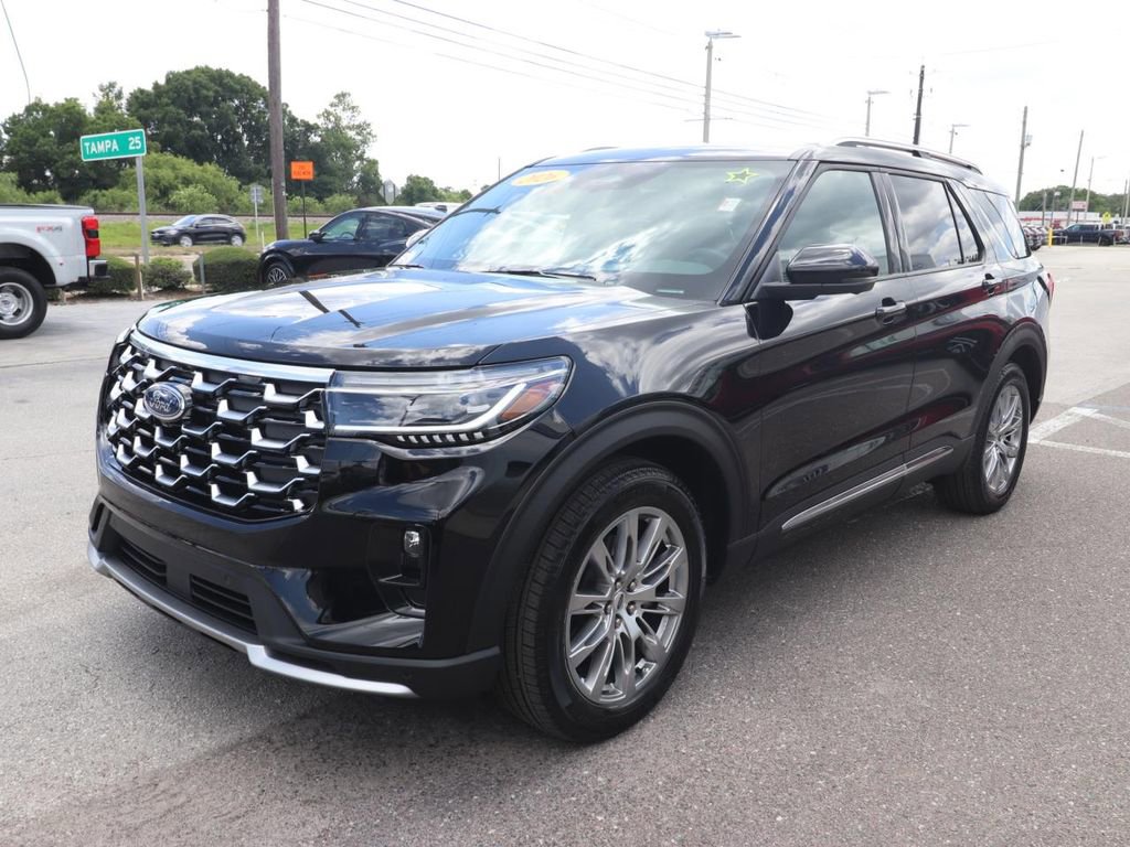 Certified 2026 Ford Explorer Platinum RWD image 3