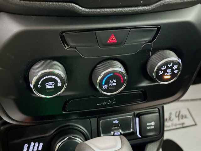Used 2018 Jeep Renegade Sport w/ Power & Air Group image 22