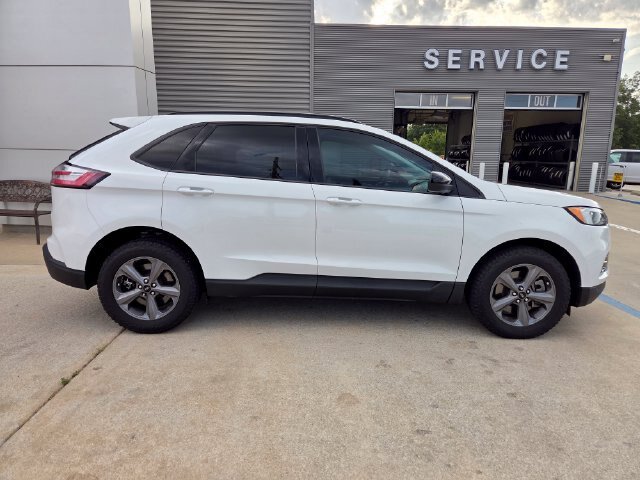 Certified 2023 Ford Edge SEL w/ Sport Appearance Package AWD/4WD image 10