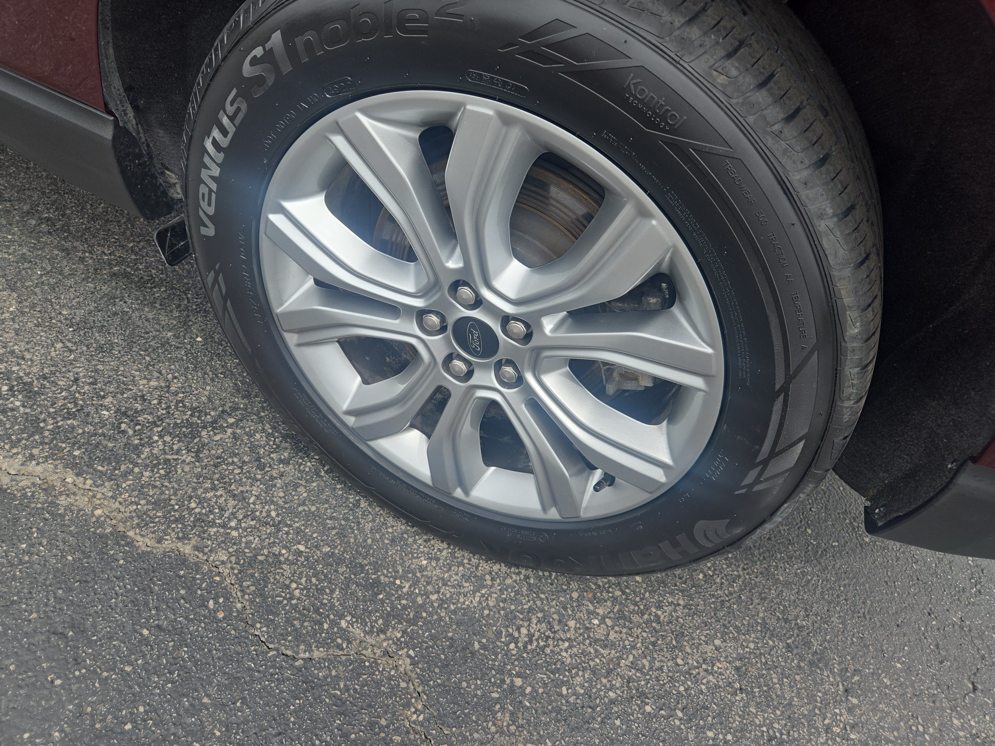 Certified 2023 Ford Edge Titanium AWD/4WD image 10