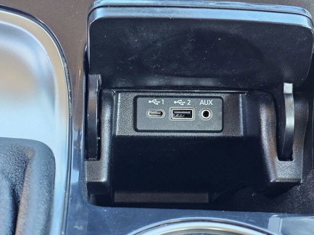 Used 2023 Nissan Maxima SV w/ Floor Mat Group image 19