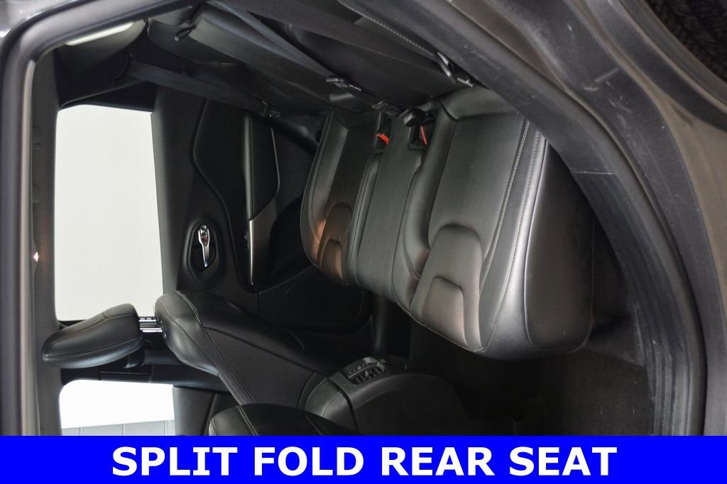 Used 2021 Jeep Cherokee Limited w/ Trailer Tow Group AWD/4WD image 15