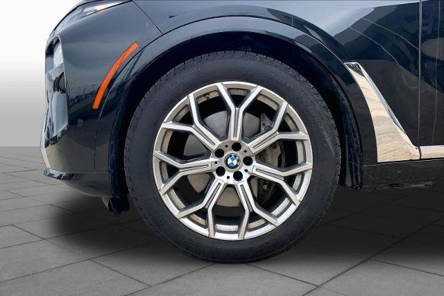 Used 2024 BMW X7 xDrive40i AWD/4WD image 11