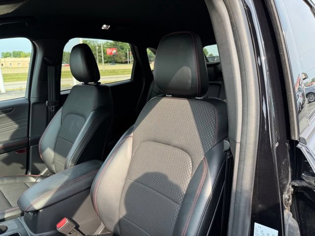 Certified 2024 Ford Escape ST-Line w/ Tech Pack #1 AWD/4WD image 7
