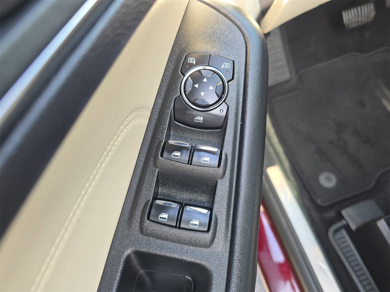 Certified 2022 Ford Edge Titanium w/ Equipment Group 301A image 13