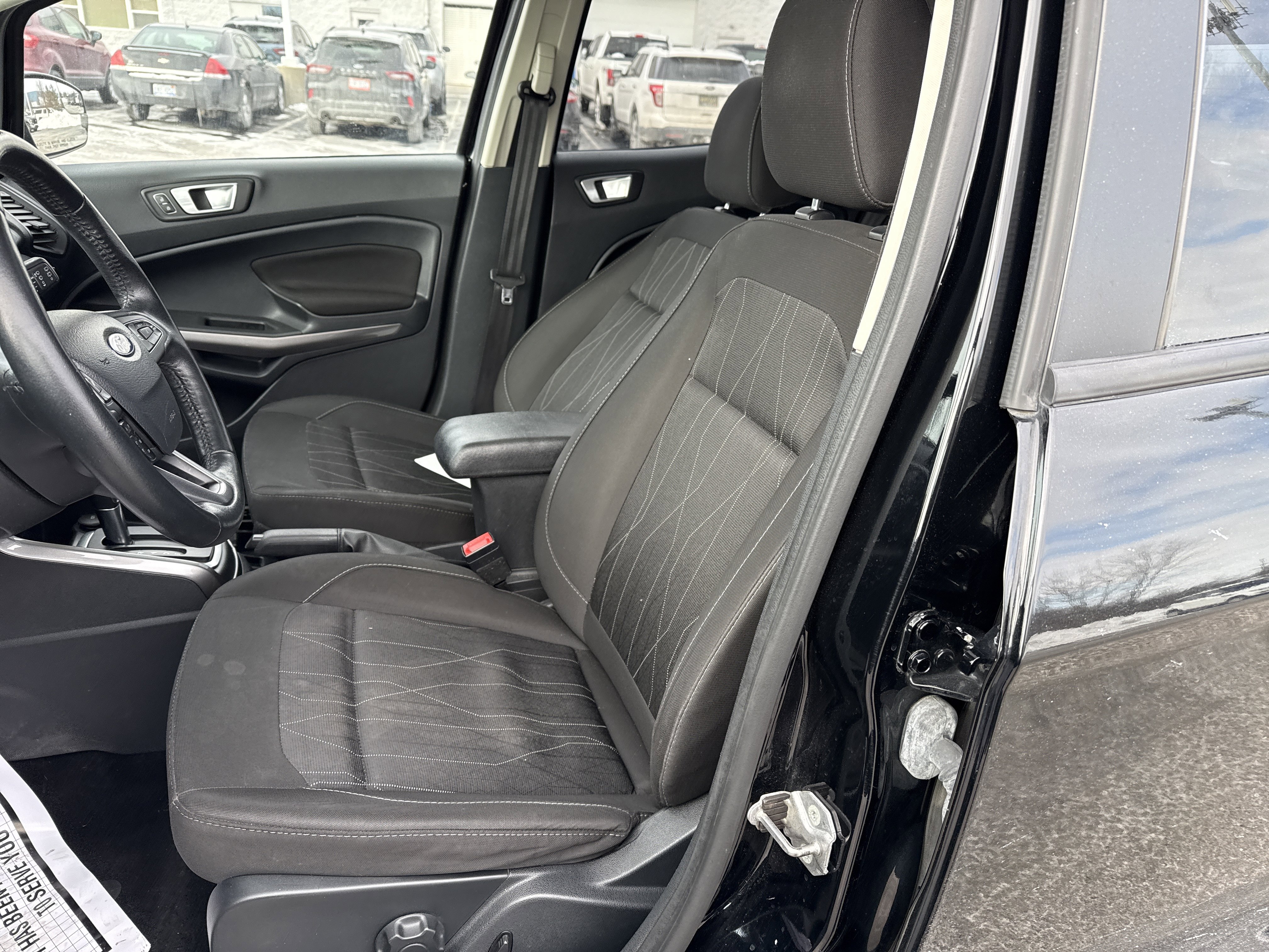 Certified 2019 Ford EcoSport SE image 17