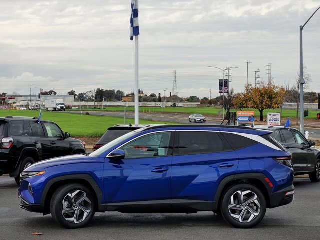 Used 2023 Hyundai Tucson Limited w/ Cargo Package image 2