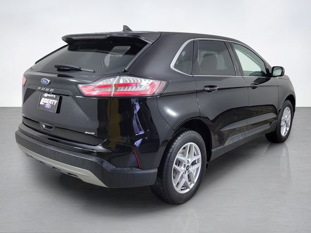 Certified 2024 Ford Edge SEL w/ Convenience Package AWD/4WD image 3