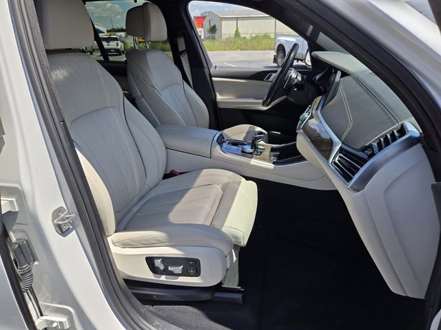 Used 2021 BMW X5 sDrive40i w/ Executive Package 2 RWD image 19