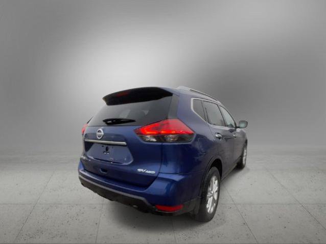 Used 2017 Nissan Rogue SV AWD/4WD image 9