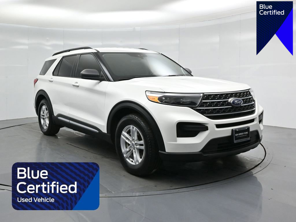 Certified 2023 Ford Explorer XLT image 1
