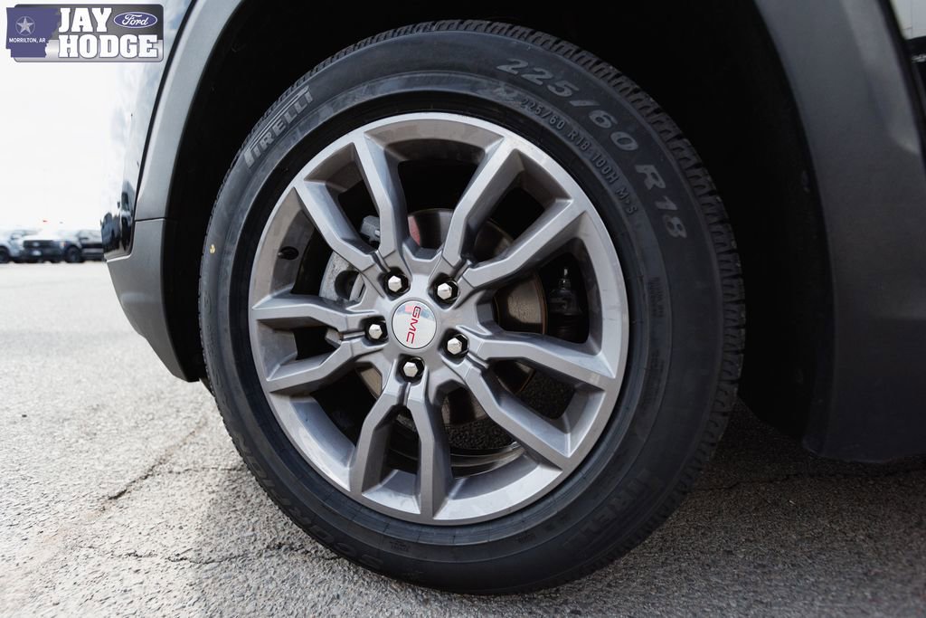 Used 2024 GMC Terrain SLT image 12