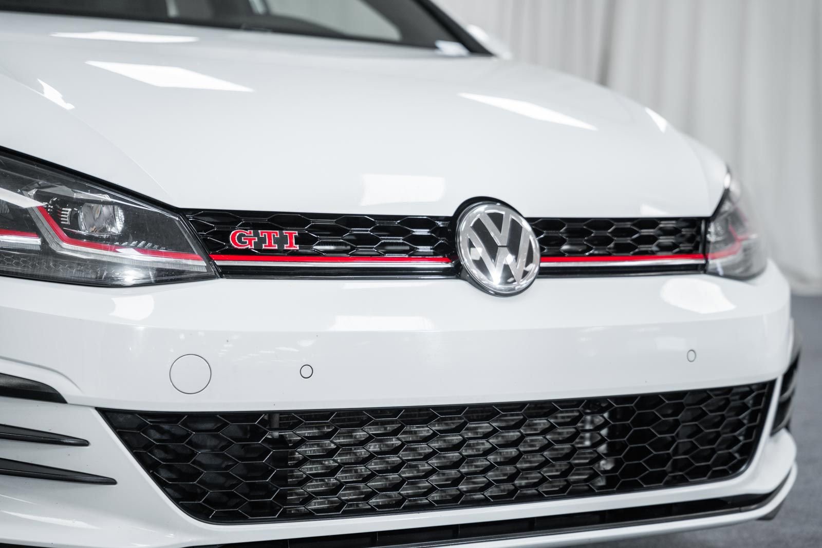 Used 2019 Volkswagen GTI Autobahn image 13