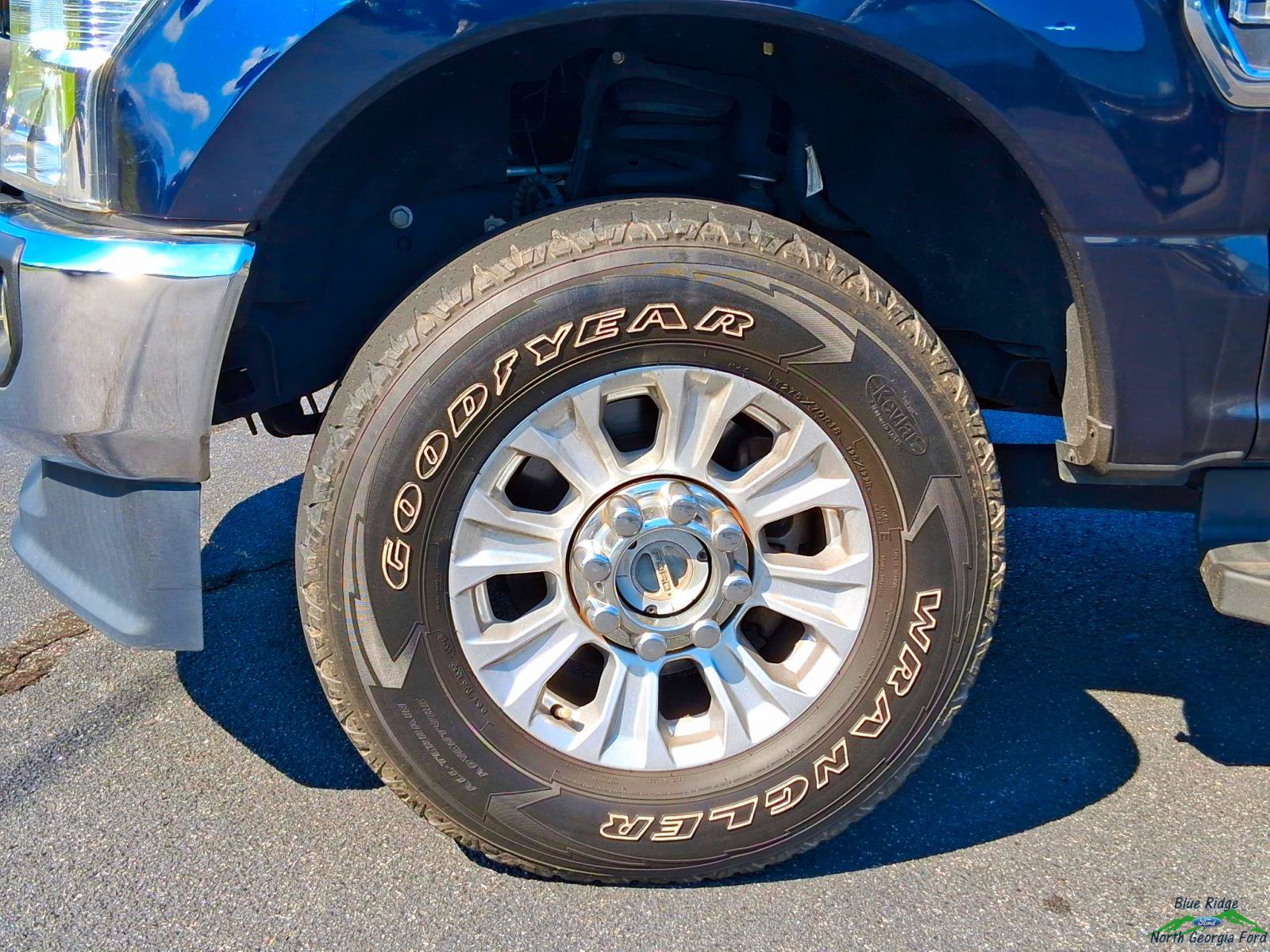 Certified 2021 Ford F250 XLT w/ XLT Value Package AWD/4WD image 9