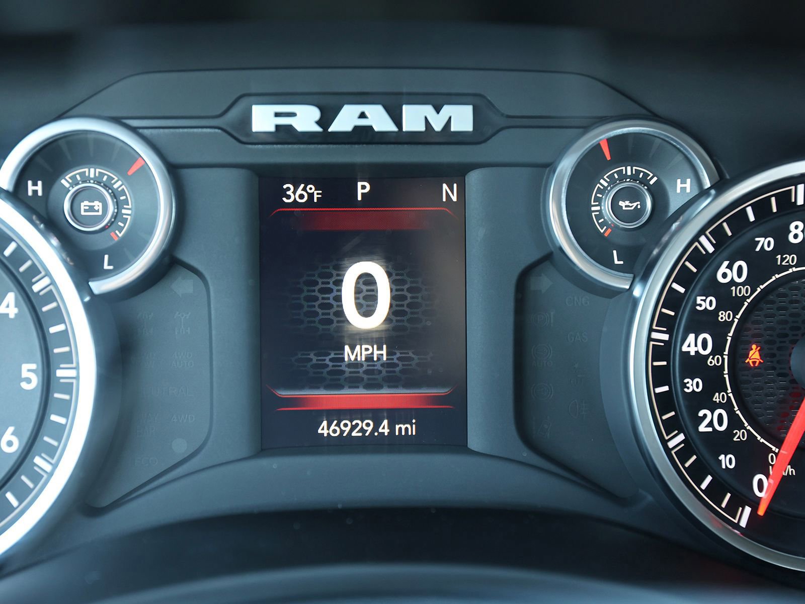 Used 2024 RAM 2500 Tradesman w/ Chrome Appearance Group image 39