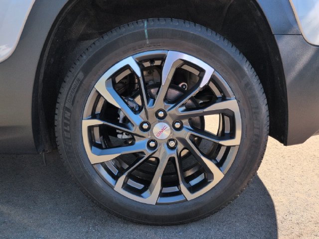 Used 2022 GMC Terrain SLT FWD image 11