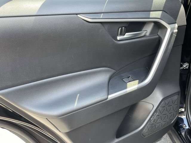 Used 2024 Toyota RAV4 XLE FWD image 6