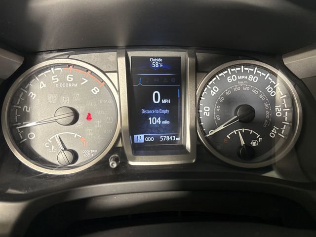 Used 2018 Toyota Tacoma SR5 AWD/4WD image 33