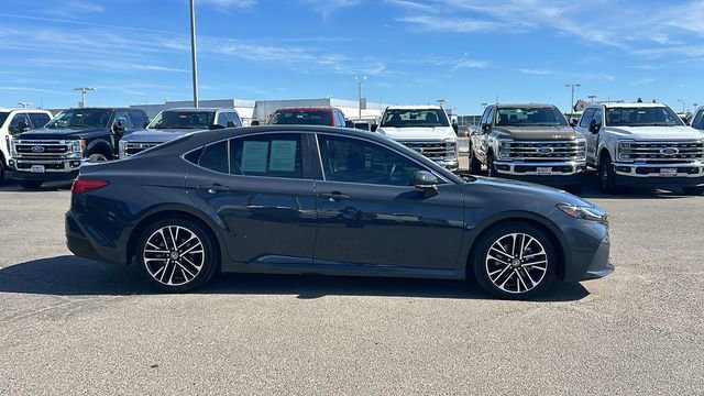 Used 2025 Toyota Camry XLE w/ Premium Plus Package FWD image 2