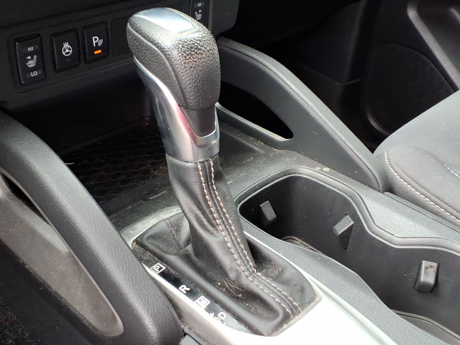 Used 2022 Nissan Frontier SV AWD/4WD image 16