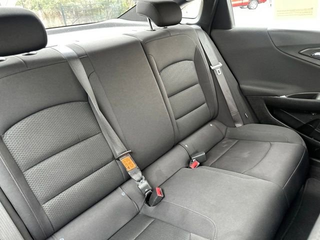 Used 2023 Chevrolet Malibu LS image 17