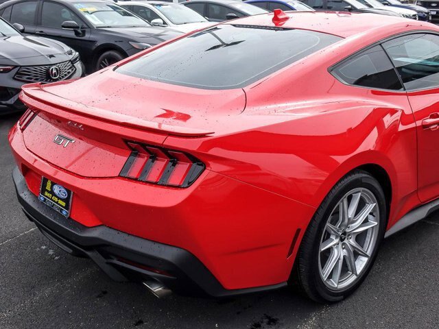 Certified 2025 Ford Mustang GT Premium RWD image 9