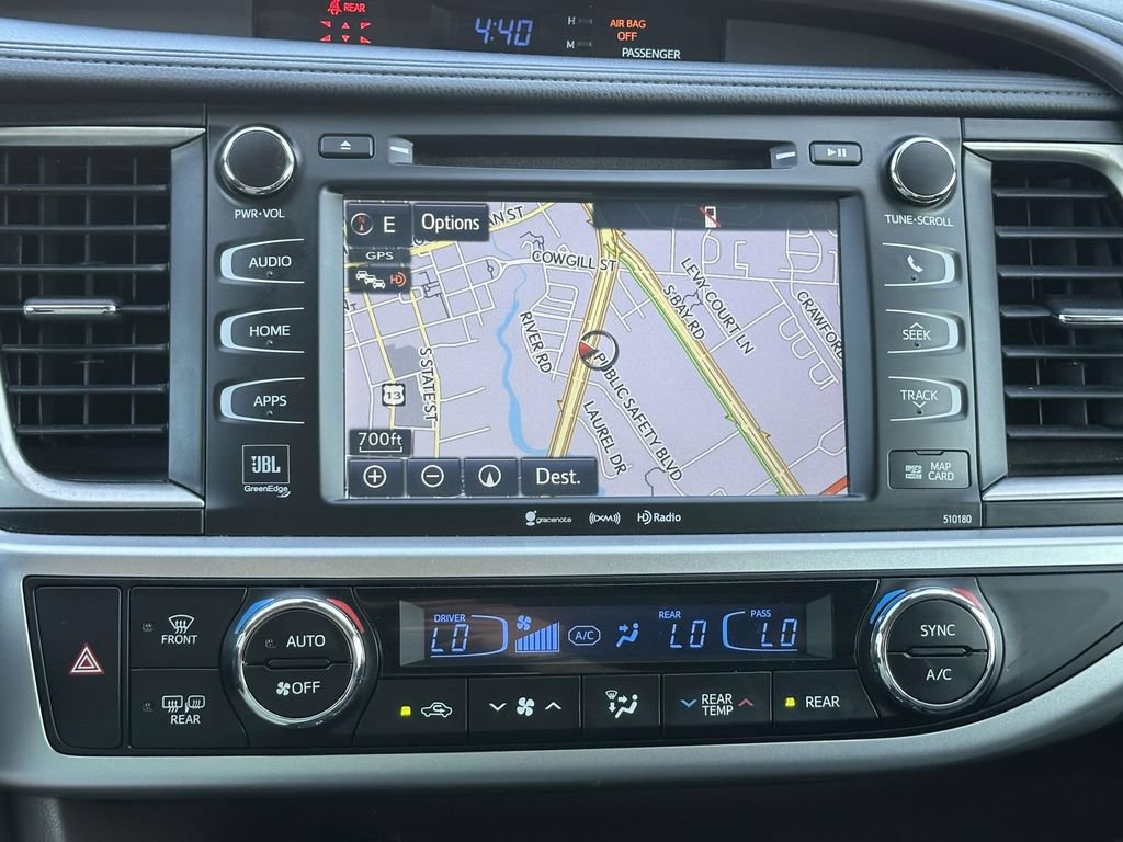 Used 2018 Toyota Highlander Limited AWD/4WD image 19