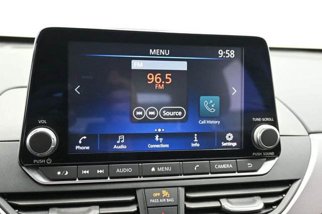 Used 2024 Nissan Altima 2.5 SR FWD image 19